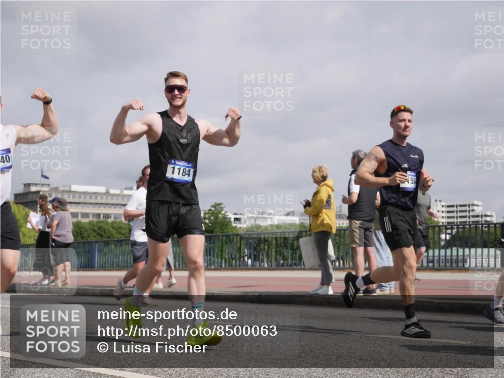 29.06.2025 - hella hamburg halbmarathon Luisa Fischer http://msf.ph/oto/8500063 29.06.2025 10:05:06 Kennedybrücke 40, 1184, 1184, 1329, 1364, 1453, 1729, 1940, 3169, 4286, 4328, 7031, 9156, 9353, 9741, 10177 meine-sportfotos.de