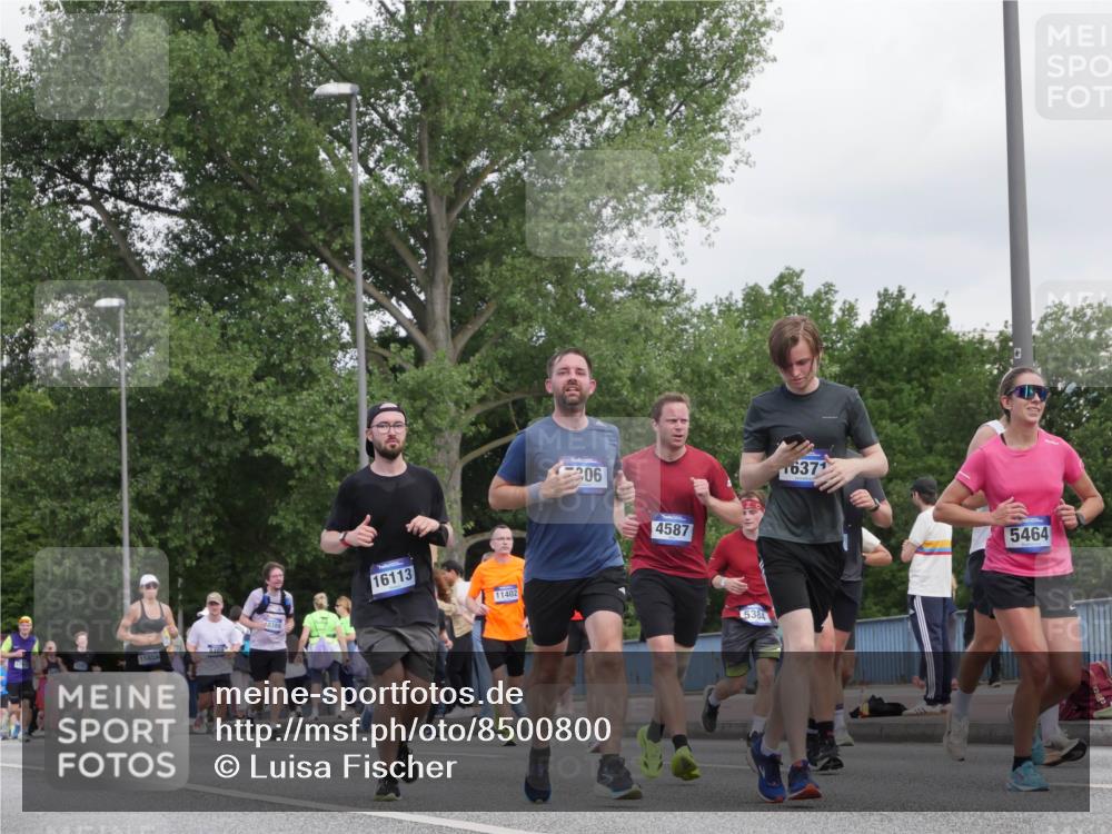 29.06.2025 - hella hamburg halbmarathon Luisa Fischer http://msf.ph/oto/8500800 29.06.2025 10:06:45 Kennedybrücke 15859, 8469, 10389, 16113, 11402, 06, 4587, 5384, 16371, 5464, 4307, 4587, 5384, 5396, 5464, 5613, 6391, 6453, 7006, 7277, 7278, 7279, 7306, 10389 meine-sportfotos.de