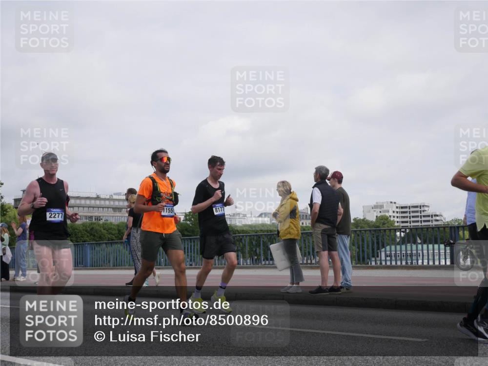 29.06.2025 - hella hamburg halbmarathon Luisa Fischer http://msf.ph/oto/8500896 29.06.2025 10:07:08 Kennedybrücke 2277, 11551, 8177, 1032, 1355, 1450, 2277, 2979, 4951, 5058, 5363, 6142, 7485, 8177, 8421, 8422, 8423, 9526 meine-sportfotos.de
