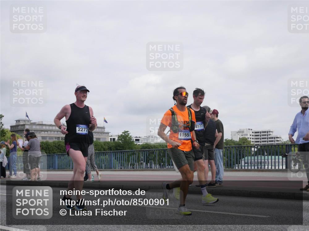 29.06.2025 - hella hamburg halbmarathon Luisa Fischer http://msf.ph/oto/8500901 29.06.2025 10:07:08 Kennedybrücke 2277, 11551, 8177, 1032, 1355, 1450, 2277, 2979, 4951, 5058, 5363, 6142, 7485, 8177, 8421, 8422, 8423, 9526 meine-sportfotos.de