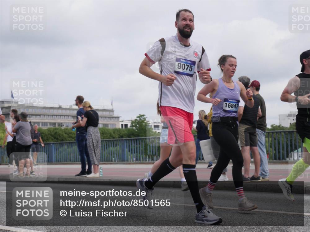 29.06.2025 - hella hamburg halbmarathon Luisa Fischer http://msf.ph/oto/8501565 29.06.2025 10:08:35 Kennedybrücke 9075, 16847, 1863, 4014, 4220, 4782, 4868, 5073, 8727, 8999, 9019, 9075, 9361, 9559, 9736 meine-sportfotos.de