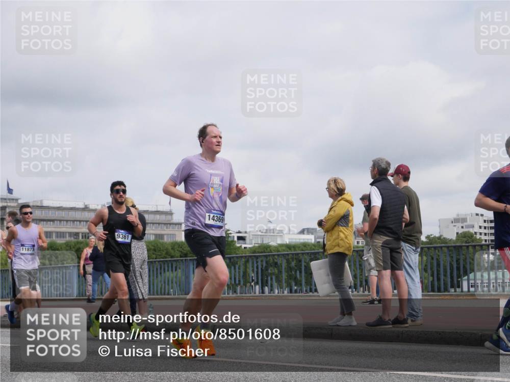 29.06.2025 - hella hamburg halbmarathon Luisa Fischer http://msf.ph/oto/8501608 29.06.2025 10:08:40 Kennedybrücke 11873, 9361, 14369, 4014, 4220, 4782, 4868, 5073, 7138, 8727, 9361, 9736, 9737, 9738 meine-sportfotos.de