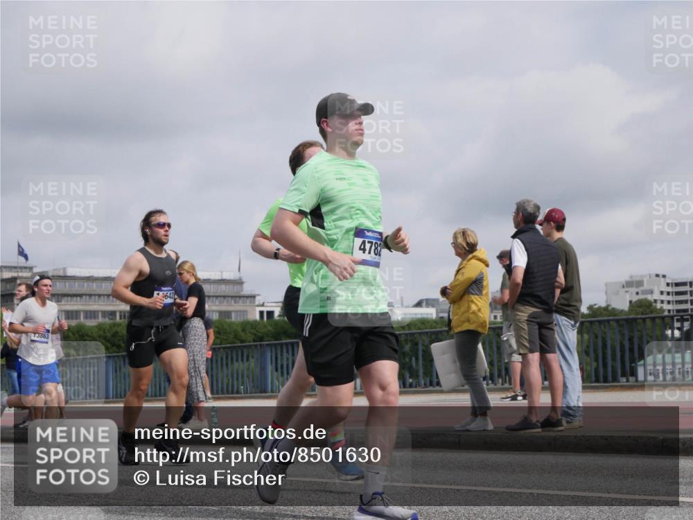 29.06.2025 - hella hamburg halbmarathon Luisa Fischer http://msf.ph/oto/8501630 29.06.2025 10:08:43 Kennedybrücke 3863, 642, 4782, 2288, 3461, 4782, 4868, 5073, 7138, 8727, 9339, 9361, 9736, 9737, 9738 meine-sportfotos.de