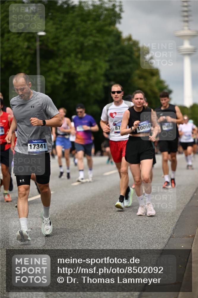 29.06.2025 - hella hamburg halbmarathon Dr. Thomas Lammeyer http://msf.ph/oto/8502092 29.06.2025 10:25:25 Kennedybrücke 1028, 1266, 1658, 2325, 2383, 2635, 2956, 2986, 3247, 3434, 3813, 4082, 4350, 4786, 5041, 5373, 5395, 5625, 5767, 6275, 6308, 7018, 7553, 7608, 7781, 8095, 8726, 8844, 9100, 9108, 9501, 9624, 10050, 10602, 10874 meine-sportfotos.de