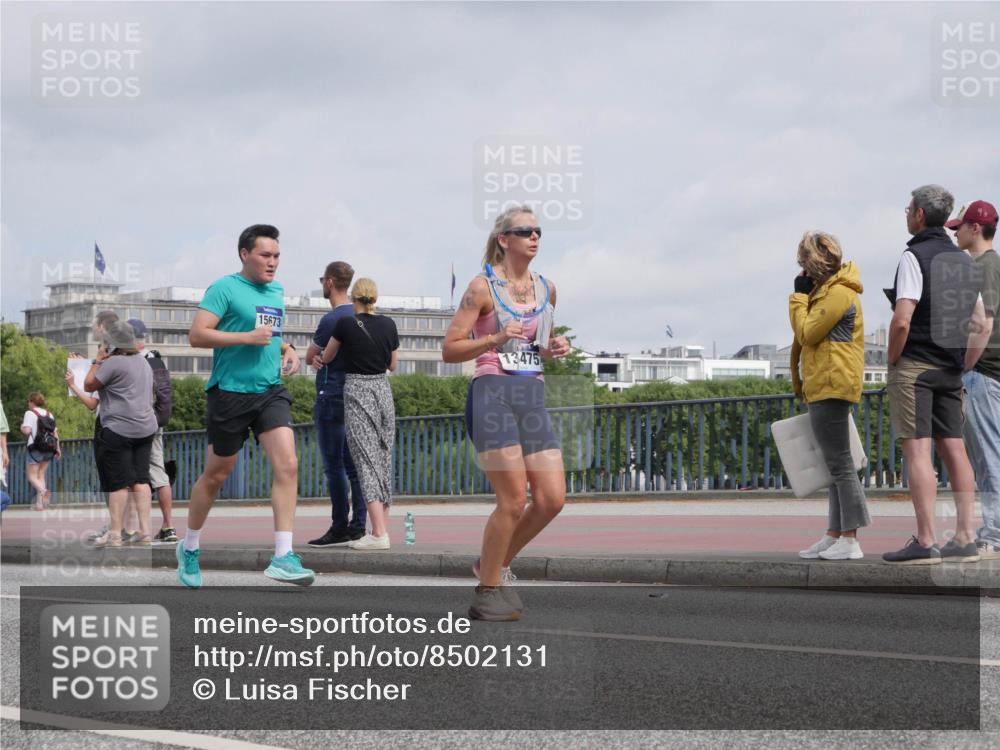 29.06.2025 - hella hamburg halbmarathon Luisa Fischer http://msf.ph/oto/8502131 29.06.2025 10:10:09 Kennedybrücke 15673, 13475, 4502 meine-sportfotos.de