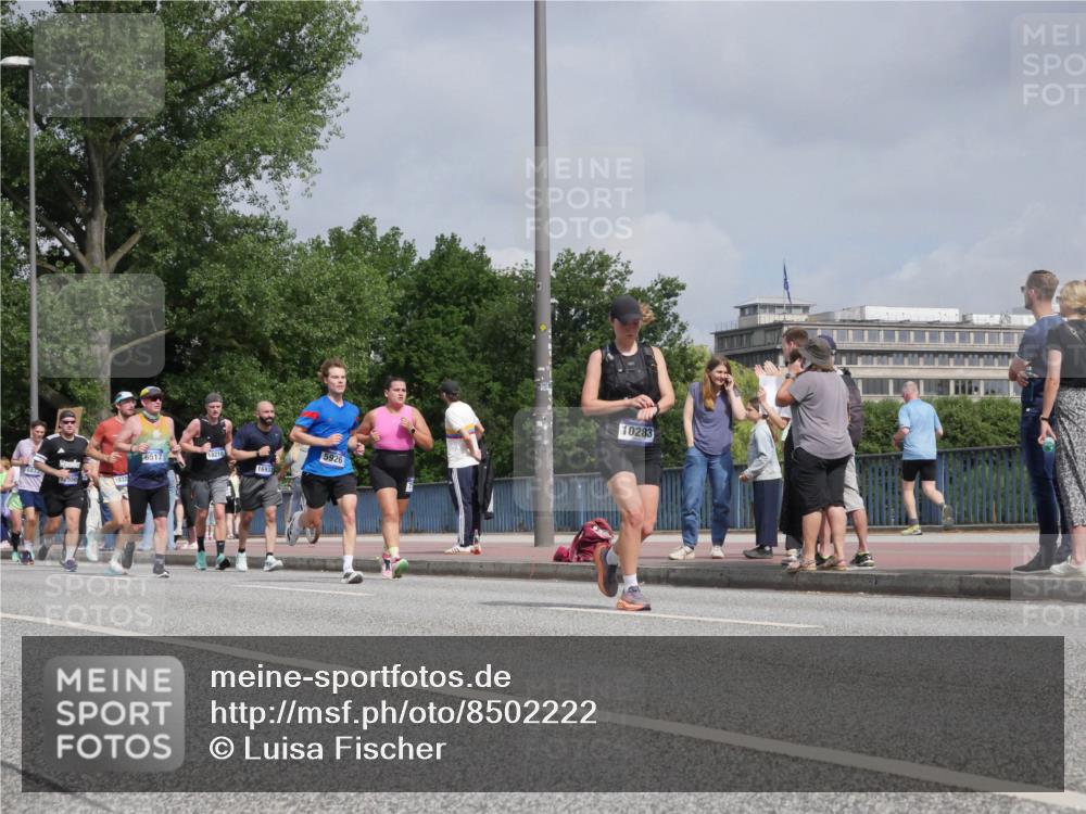 29.06.2025 - hella hamburg halbmarathon Luisa Fischer http://msf.ph/oto/8502222 29.06.2025 10:10:27 Kennedybrücke 12550, 1832, 6517, 18218, 5926, 10283, 4262, 5845, 5926, 6517, 6833, 7503, 8585, 10283, 10700 meine-sportfotos.de