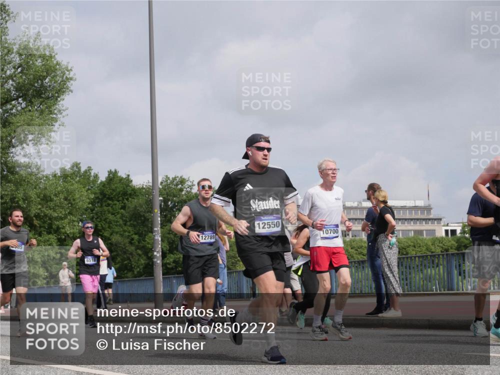 29.06.2025 - hella hamburg halbmarathon Luisa Fischer http://msf.ph/oto/8502272 29.06.2025 10:10:34 Kennedybrücke 85, 6518, 12789, 12550, 10700, 1993, 4262, 5242, 6517, 6518, 6707, 6713, 6715, 6833, 7503, 8585, 9967, 10283, 10700 meine-sportfotos.de