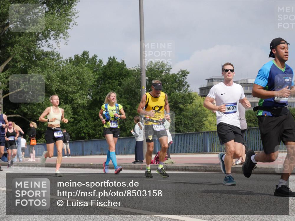 29.06.2025 - hella hamburg halbmarathon Luisa Fischer http://msf.ph/oto/8503158 29.06.2025 10:12:42 Kennedybrücke 7636, 5511, 11496, 5697, 14736, 3921, 5511, 7333, 7636, 9366, 9434, 9674, 9781, 10036 meine-sportfotos.de