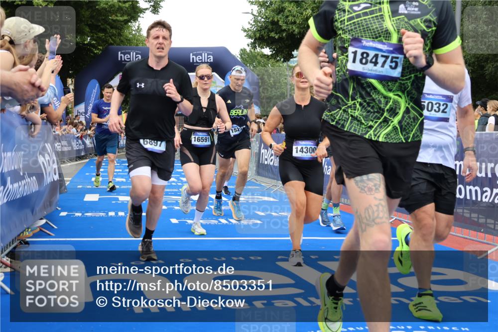29.06.2025 - hella hamburg halbmarathon Strokosch-Dieckow http://msf.ph/oto/8503351 29.06.2025 10:52:12 Ziel 1482, 2397, 2595, 4419, 4587, 4837, 5032, 5087, 5093, 5378, 5482, 6164, 6897, 7732, 7896, 9074, 9082, 12135, 12580, 13707, 13726, 14248, 14300, 15275, 15446, 15829, 16003, 16320, 16591, 16666, 17033, 17130, 17773, 18475, 18801 meine-sportfotos.de