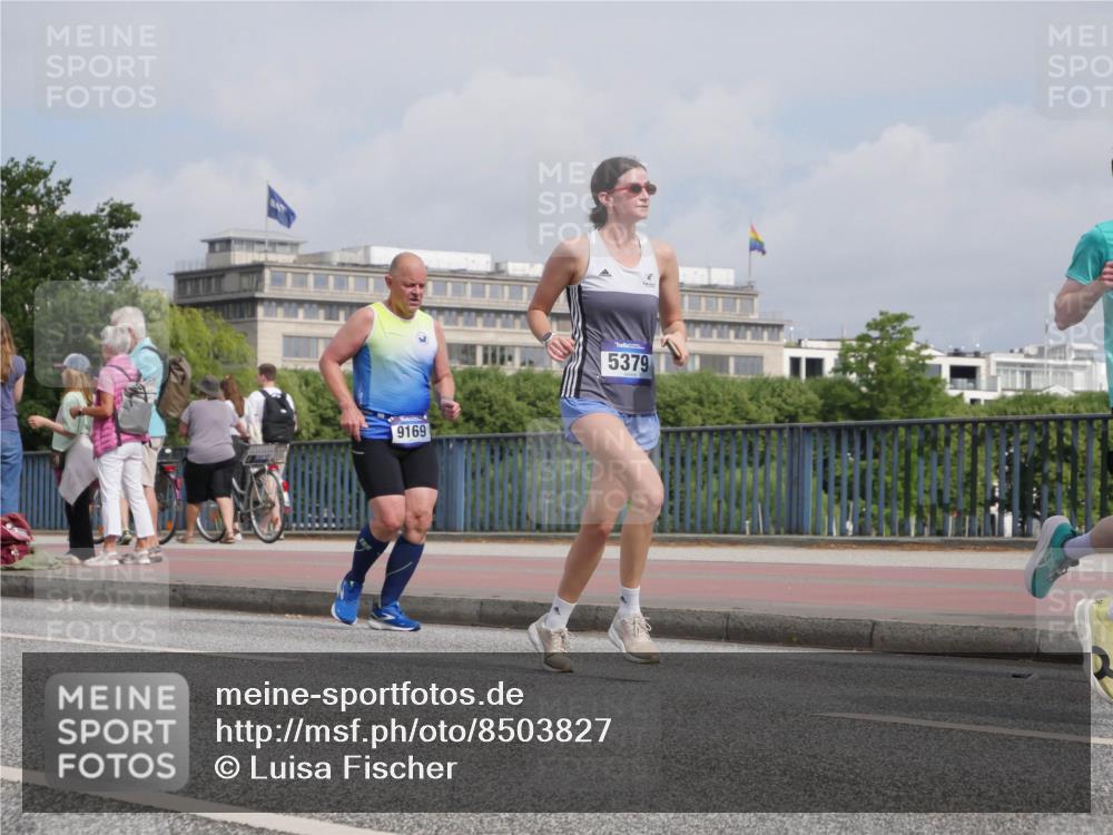 29.06.2025 - hella hamburg halbmarathon Luisa Fischer http://msf.ph/oto/8503827 29.06.2025 10:14:21 Kennedybrücke 9169, 5379, 1166, 1866, 1992, 4227, 5379, 5990, 5991, 9169, 9191, 10372 meine-sportfotos.de