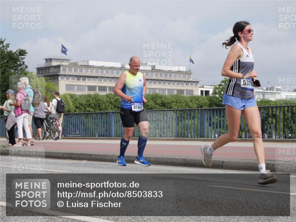 29.06.2025 - hella hamburg halbmarathon Luisa Fischer http://msf.ph/oto/8503833 29.06.2025 10:14:22 Kennedybrücke 9169, 5379, 1166, 1866, 1992, 4227, 5379, 5990, 5991, 9169, 9191, 10372, 10428 meine-sportfotos.de