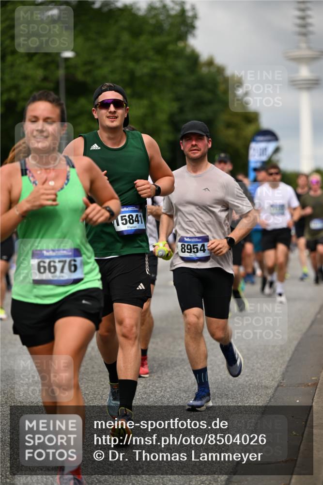 29.06.2025 - hella hamburg halbmarathon Dr. Thomas Lammeyer http://msf.ph/oto/8504026 29.06.2025 10:26:23 Kennedybrücke 1269, 1294, 1419, 1598, 1963, 2009, 2063, 2172, 2919, 3108, 3172, 3458, 3735, 3768, 3910, 3946, 4113, 4114, 4289, 4375, 4376, 4556, 4829, 5079, 6030, 6303, 6676, 6805, 6849, 6977, 7097, 7162, 7375, 7612, 7794, 8431, 8884, 8954, 9062, 9204, 9327, 9516, 9788, 9807, 10167, 10241, 10663, 10710, 10902, 10961, 11046 meine-sportfotos.de