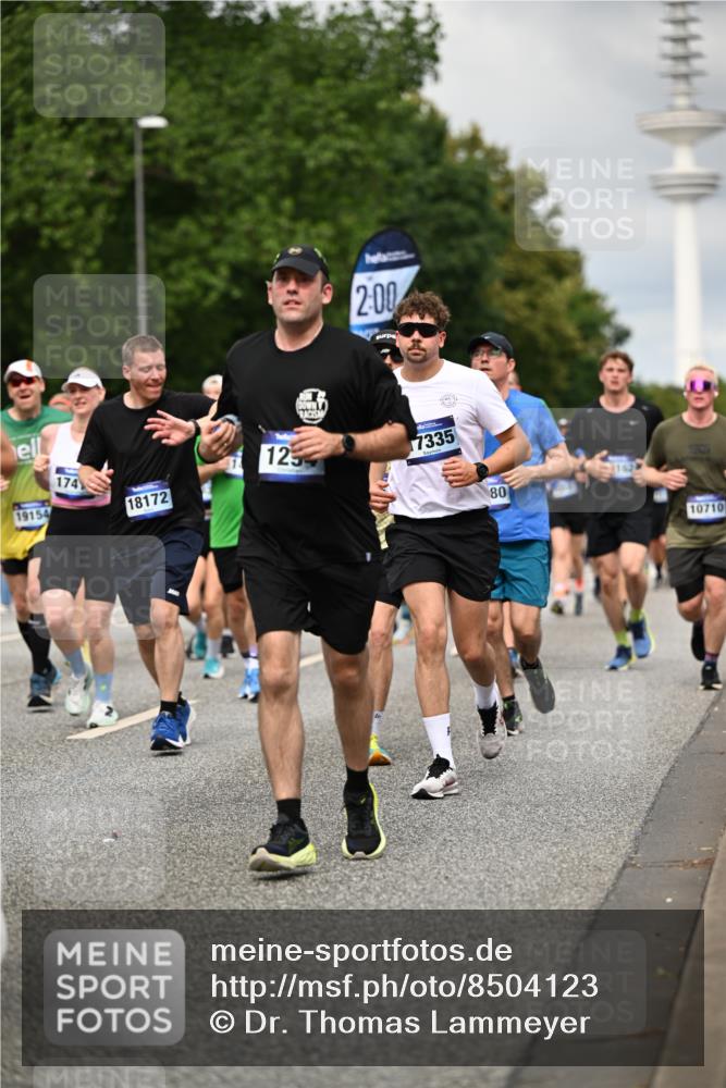 29.06.2025 - hella hamburg halbmarathon Dr. Thomas Lammeyer http://msf.ph/oto/8504123 29.06.2025 10:26:26 Kennedybrücke 1269, 1294, 1419, 1598, 1963, 2009, 2063, 2172, 2351, 2919, 3108, 3172, 3458, 3735, 3768, 3910, 3946, 4113, 4114, 4375, 4376, 4556, 4829, 5079, 6030, 6303, 6307, 6676, 6805, 6849, 6977, 7097, 7162, 7375, 7794, 8431, 8511, 8884, 8954, 9204, 9327, 9516, 9788, 9807, 10167, 10241, 10663, 10710, 10902, 10961, 11046 meine-sportfotos.de