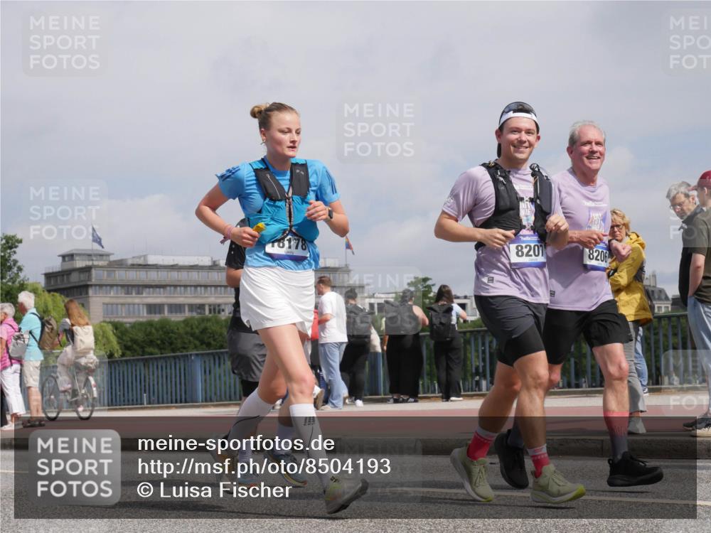 29.06.2025 - hella hamburg halbmarathon Luisa Fischer http://msf.ph/oto/8504193 29.06.2025 10:15:10 Kennedybrücke 16178, 8201, 8206, 1249, 1850, 1851, 2963, 2964, 3182, 3248, 3262, 4453, 5166, 5176, 6822, 6871, 8206, 8207, 9253 meine-sportfotos.de