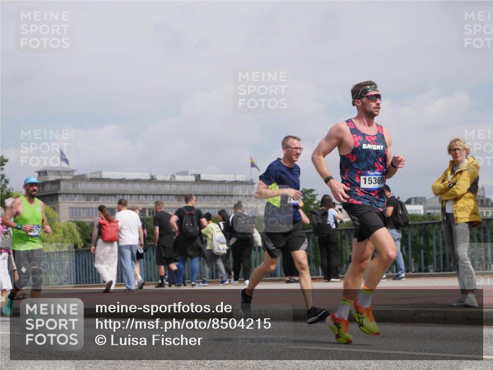 29.06.2025 - hella hamburg halbmarathon Luisa Fischer http://msf.ph/oto/8504215 29.06.2025 10:15:12 Kennedybrücke 15369, 1249, 1610, 1785, 1850, 1851, 2963, 2964, 3182, 3248, 3262, 4453, 5166, 5176, 6822, 6871, 8206, 8207, 8971, 10685 meine-sportfotos.de