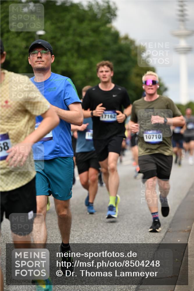 29.06.2025 - hella hamburg halbmarathon Dr. Thomas Lammeyer http://msf.ph/oto/8504248 29.06.2025 10:26:29 Kennedybrücke 1269, 1294, 1419, 1598, 1963, 2063, 2172, 2351, 2919, 3108, 3172, 3458, 3735, 3768, 3910, 3946, 4113, 4114, 4375, 4376, 4556, 4829, 5079, 6030, 6303, 6307, 6676, 6805, 6849, 6899, 6977, 7097, 7162, 7794, 8511, 8884, 8954, 9204, 9516, 9788, 9807, 10167, 10241, 10663, 10710, 10739, 10902, 10961, 11046 meine-sportfotos.de