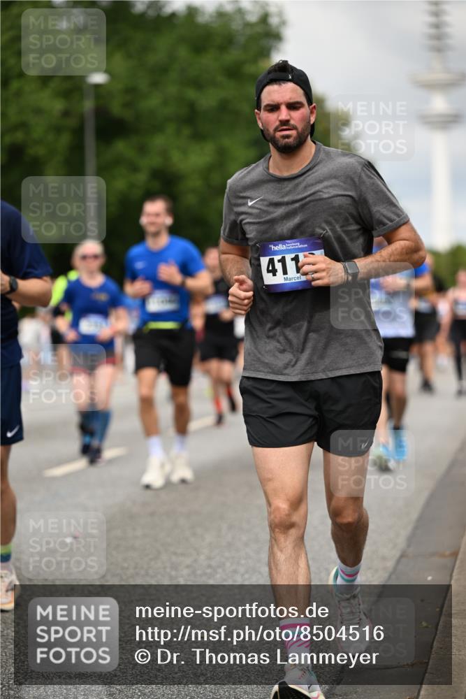 29.06.2025 - hella hamburg halbmarathon Dr. Thomas Lammeyer http://msf.ph/oto/8504516 29.06.2025 10:26:39 Kennedybrücke 1419, 1598, 2172, 2351, 2479, 3108, 3172, 3458, 3735, 3768, 3910, 3946, 3995, 4113, 4114, 4131, 4366, 4556, 4559, 4829, 4970, 5079, 6030, 6049, 6303, 6307, 6805, 6820, 6826, 6849, 6899, 6977, 7097, 7162, 7276, 7794, 7925, 8511, 8855, 8931, 9204, 9516, 9807, 10065, 10210, 10241, 10663, 10710, 10739, 10917, 10961, 11046 meine-sportfotos.de