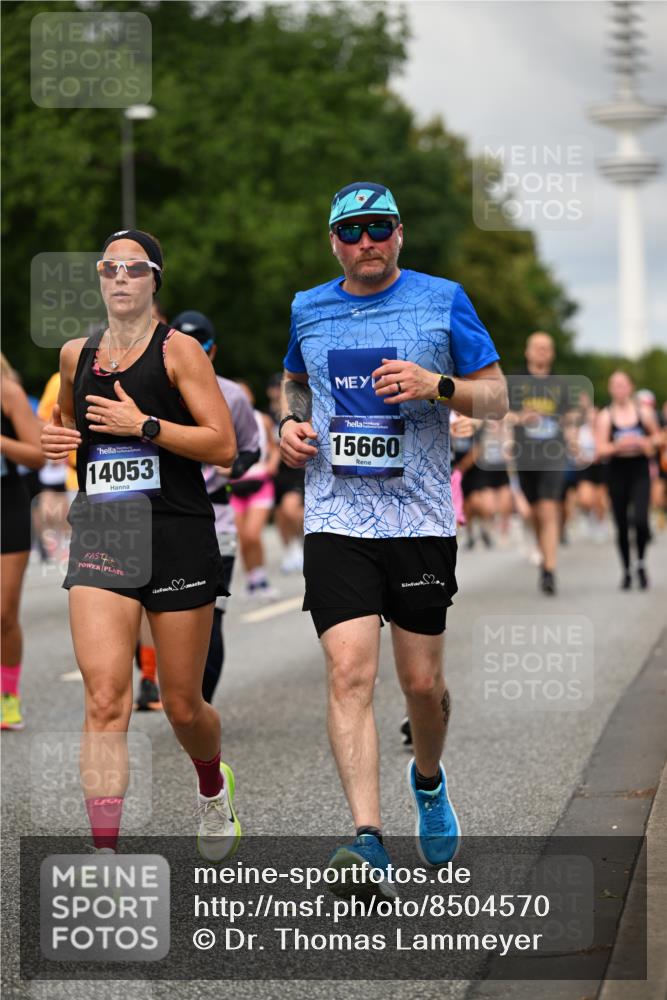 29.06.2025 - hella hamburg halbmarathon Dr. Thomas Lammeyer http://msf.ph/oto/8504570 29.06.2025 10:26:42 Kennedybrücke 1419, 1598, 2172, 2351, 2479, 2886, 3108, 3430, 3458, 3735, 3768, 3910, 3946, 3995, 4113, 4114, 4131, 4366, 4556, 4559, 4829, 4970, 5079, 6030, 6049, 6303, 6307, 6805, 6820, 6826, 6849, 6899, 6977, 7097, 7162, 7188, 7190, 7276, 7794, 7925, 8511, 8855, 8931, 9204, 9392, 9516, 10065, 10210, 10241, 10663, 10710, 10739, 10917, 10961, 11046 meine-sportfotos.de