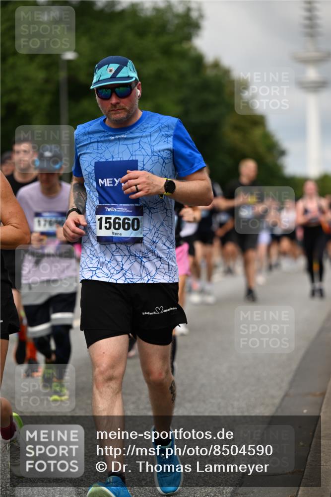 29.06.2025 - hella hamburg halbmarathon Dr. Thomas Lammeyer http://msf.ph/oto/8504590 29.06.2025 10:26:42 Kennedybrücke 1419, 1598, 2172, 2351, 2479, 2886, 3108, 3430, 3458, 3735, 3768, 3910, 3946, 3995, 4113, 4114, 4131, 4366, 4556, 4559, 4829, 4970, 5079, 6030, 6049, 6303, 6307, 6805, 6820, 6826, 6849, 6899, 6977, 7097, 7162, 7188, 7190, 7276, 7794, 7925, 8511, 8855, 8931, 9204, 9392, 9516, 10065, 10210, 10241, 10663, 10710, 10739, 10917, 10961, 11046 meine-sportfotos.de