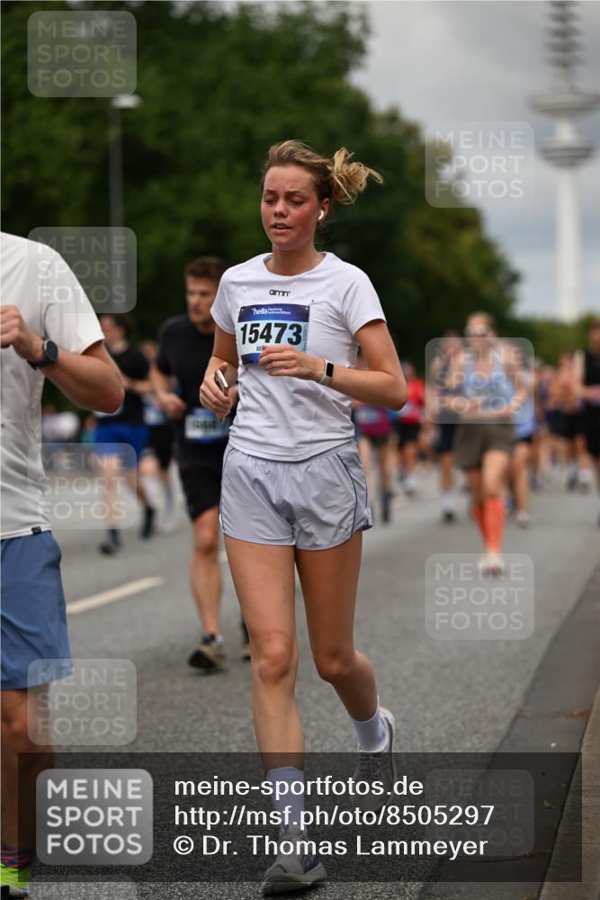 29.06.2025 - hella hamburg halbmarathon Dr. Thomas Lammeyer http://msf.ph/oto/8505297 29.06.2025 10:27:09 Kennedybrücke 1372, 1853, 2022, 2294, 2514, 2744, 2886, 3003, 3430, 3600, 3601, 3769, 4190, 4266, 4969, 5223, 5629, 5798, 5838, 6048, 6578, 6747, 6784, 6785, 6881, 7188, 7190, 7266, 7276, 7891, 7919, 8355, 8715, 9256, 9392, 10088, 10432, 10573 meine-sportfotos.de