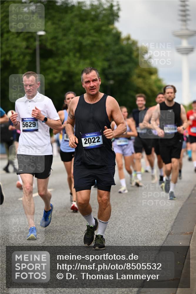 29.06.2025 - hella hamburg halbmarathon Dr. Thomas Lammeyer http://msf.ph/oto/8505532 29.06.2025 10:27:16 Kennedybrücke 1029, 1187, 1372, 1853, 2022, 2294, 2514, 3003, 3029, 3600, 3601, 3769, 4793, 4969, 5223, 5629, 5798, 5838, 6048, 6578, 6747, 6784, 6785, 7266, 7891, 7919, 8355, 8715, 9256, 9301, 9512, 10088, 10432 meine-sportfotos.de