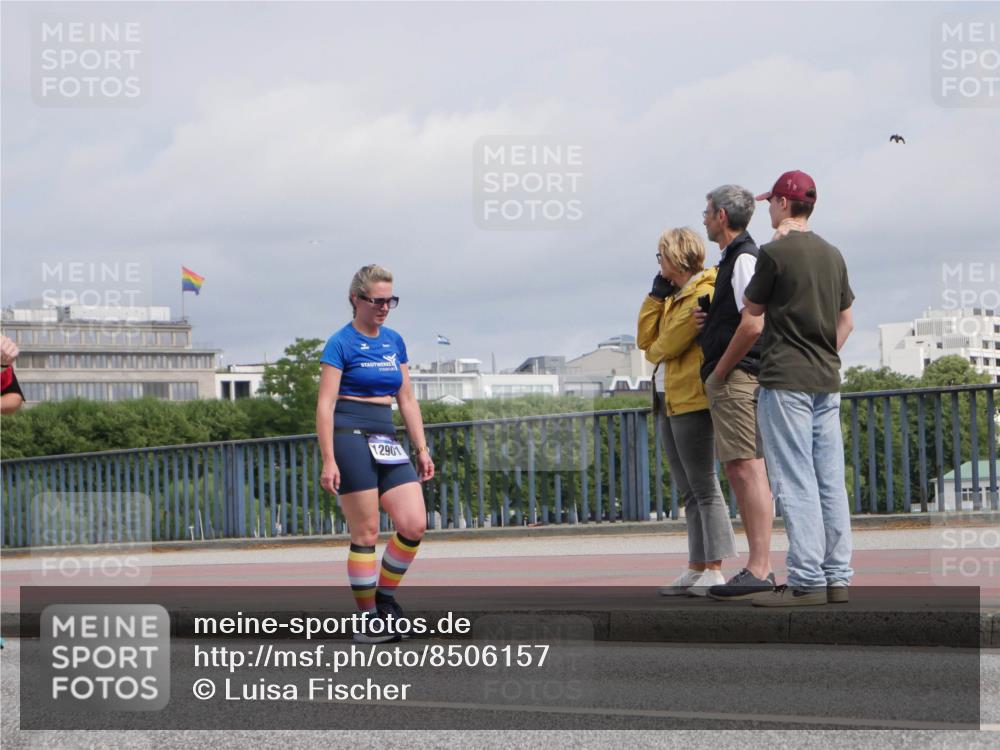 29.06.2025 - hella hamburg halbmarathon Luisa Fischer http://msf.ph/oto/8506157 29.06.2025 10:19:19 Kennedybrücke 12901, 1244, 1599, 2165, 2803, 3648, 4478, 4637, 6935, 7158, 7753, 8295, 8597, 8645, 9628, 9802, 9810, 10107, 10139, 10141, 10183, 10292 meine-sportfotos.de