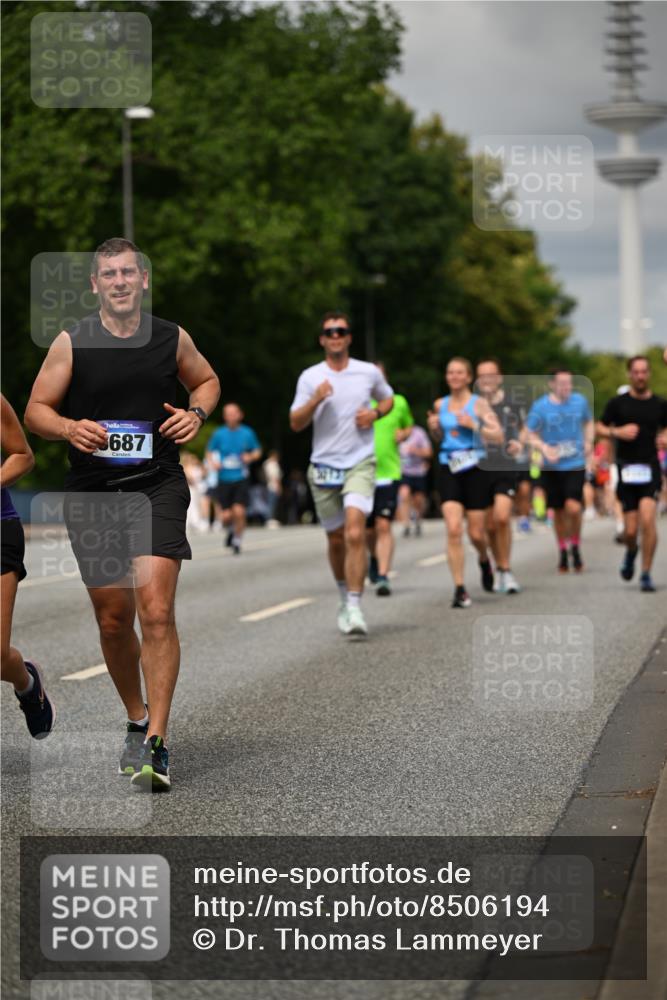 29.06.2025 - hella hamburg halbmarathon Dr. Thomas Lammeyer http://msf.ph/oto/8506194 29.06.2025 10:27:38 Kennedybrücke 1029, 1187, 1362, 1372, 1382, 1853, 2925, 3013, 3029, 4728, 4793, 5343, 8687, 8688, 9133, 9301, 9512, 9877, 9913 meine-sportfotos.de