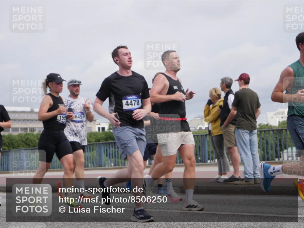 29.06.2025 - hella hamburg halbmarathon Luisa Fischer http://msf.ph/oto/8506250 29.06.2025 10:19:26 Kennedybrücke 159, 4645, 4478, 1244, 1599, 2165, 2803, 3030, 3134, 3156, 3176, 3484, 3648, 4478, 4637, 6024, 6742, 6935, 7158, 7753, 7792, 8295, 8597, 8645, 8707, 8847, 9628, 9810, 10575 meine-sportfotos.de
