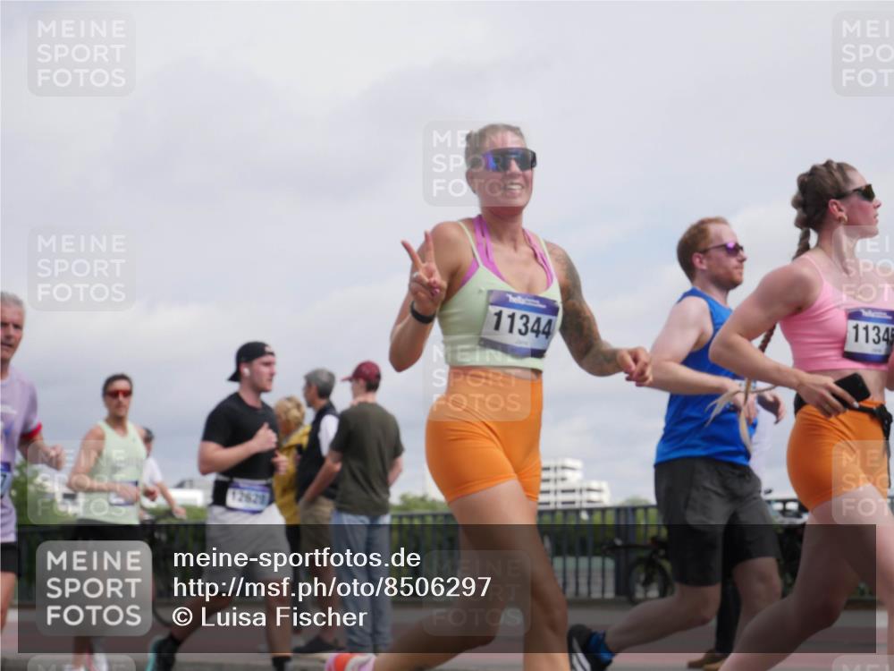 29.06.2025 - hella hamburg halbmarathon Luisa Fischer http://msf.ph/oto/8506297 29.06.2025 10:19:31 Kennedybrücke 12628, 11344, 1134, 1244, 2912, 3030, 3134, 3156, 3176, 3484, 3648, 3687, 5036, 6024, 6742, 7358, 7792, 8263, 8707, 8847, 8857, 9332, 9891, 10076, 10575 meine-sportfotos.de
