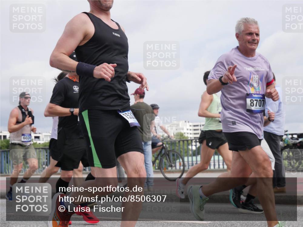 29.06.2025 - hella hamburg halbmarathon Luisa Fischer http://msf.ph/oto/8506307 29.06.2025 10:19:32 Kennedybrücke 6024, 8707, 1244, 2347, 2912, 3030, 3134, 3156, 3176, 3484, 3687, 5036, 6024, 6742, 7358, 7792, 8263, 8707, 8847, 8857, 9332, 9492, 9891, 10076, 10575 meine-sportfotos.de