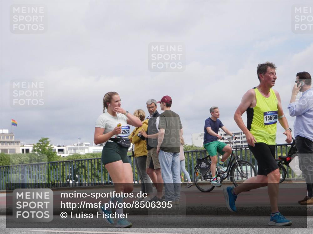 29.06.2025 - hella hamburg halbmarathon Luisa Fischer http://msf.ph/oto/8506395 29.06.2025 10:19:44 Kennedybrücke 2524, 15658, 1602, 1825, 2347, 3023, 3088, 7358, 7924, 7928, 8317, 8619, 9091, 9492, 9664, 9676 meine-sportfotos.de