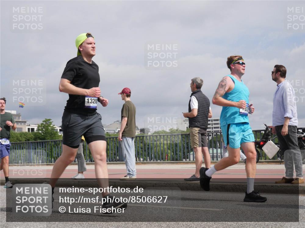 29.06.2025 - hella hamburg halbmarathon Luisa Fischer http://msf.ph/oto/8506627 29.06.2025 10:20:07 Kennedybrücke 6941, 1320, 33, 1403, 3622, 5390, 6126, 6328, 6488, 6522, 6941, 7114, 7115, 7345, 8983, 9259, 10377, 10592, 10735 meine-sportfotos.de