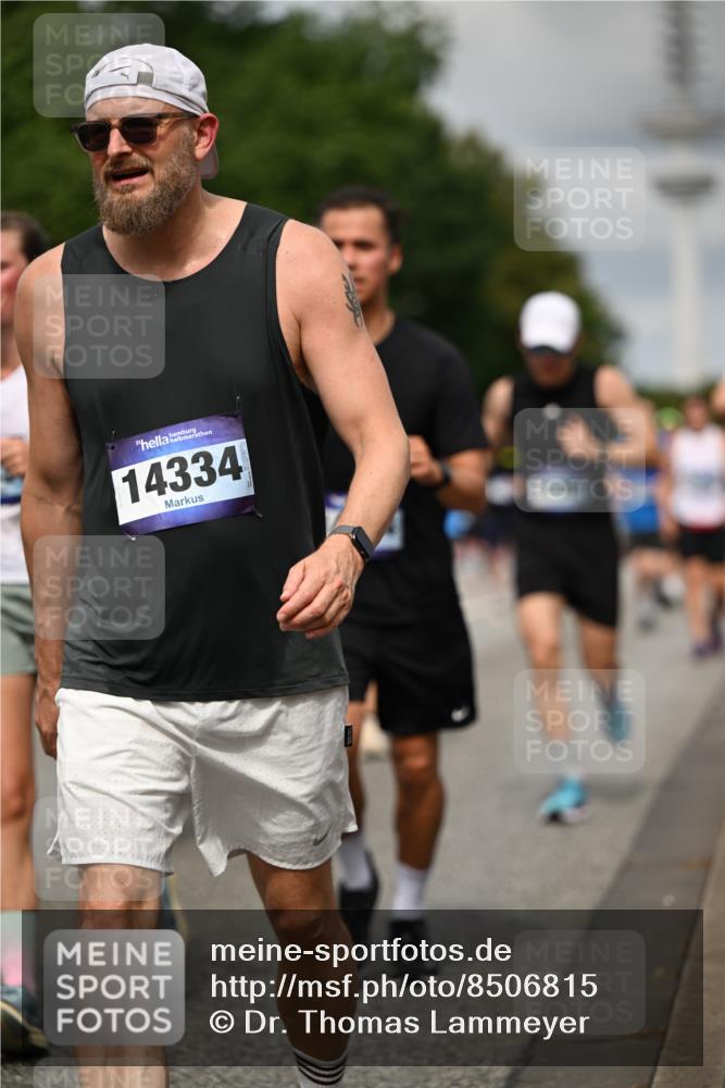 29.06.2025 - hella hamburg halbmarathon Dr. Thomas Lammeyer http://msf.ph/oto/8506815 29.06.2025 10:28:02 Kennedybrücke 1003, 1048, 1382, 1444, 2125, 2489, 3034, 3285, 3457, 4464, 4684, 5406, 6502, 7021, 7029, 7820, 8031, 8181, 8716, 9217, 9877, 10649 meine-sportfotos.de