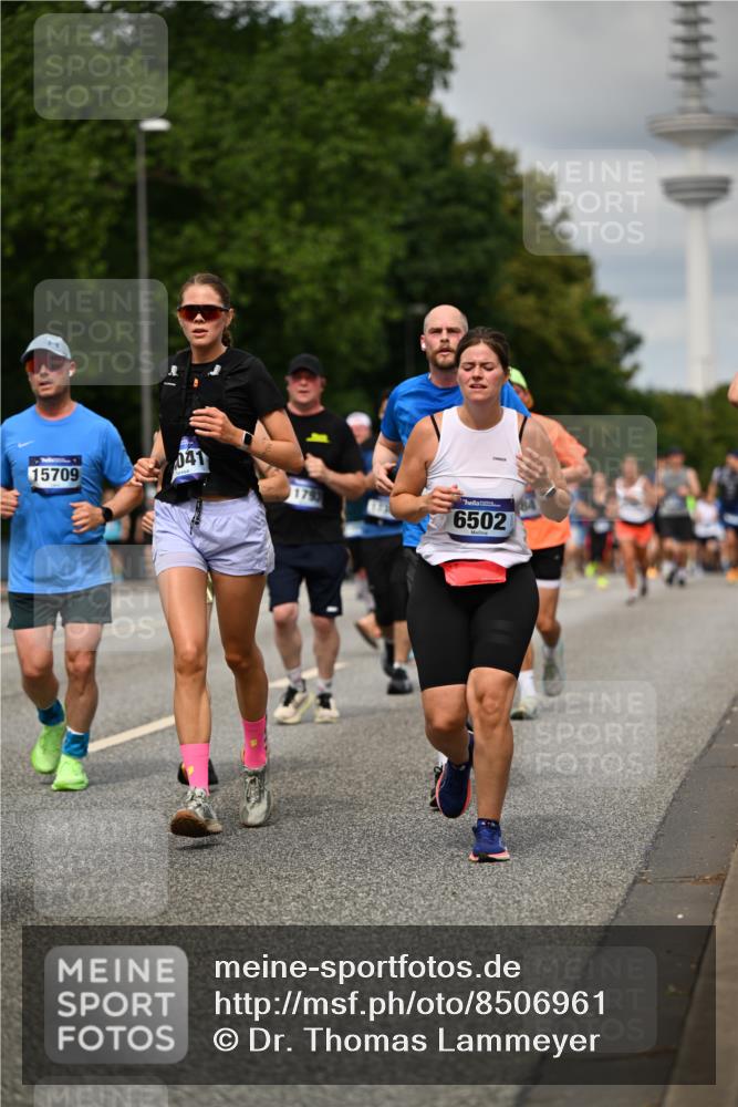 29.06.2025 - hella hamburg halbmarathon Dr. Thomas Lammeyer http://msf.ph/oto/8506961 29.06.2025 10:28:07 Kennedybrücke 1003, 1048, 1444, 2108, 2125, 2489, 3034, 3285, 3457, 4391, 4464, 4684, 5406, 6502, 7021, 7029, 7820, 8031, 8181, 8716, 9217, 9715, 9877, 10649 meine-sportfotos.de