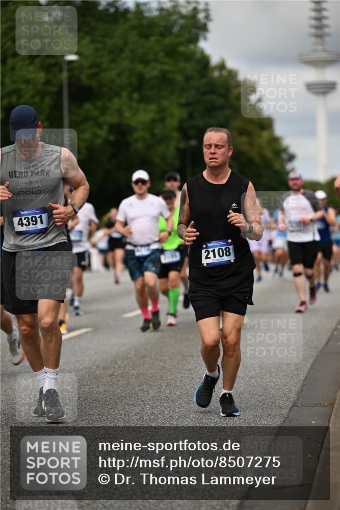 29.06.2025 - hella hamburg halbmarathon Dr. Thomas Lammeyer http://msf.ph/oto/8507275 29.06.2025 10:28:24 Kennedybrücke 1005, 1009, 1304, 1444, 1545, 2108, 2489, 2766, 3034, 3185, 3579, 4122, 4391, 4597, 4993, 5055, 5160, 5661, 7013, 8031, 8141, 8149, 8297, 8676, 8717, 9217, 9603, 9715, 11300, 11415 meine-sportfotos.de