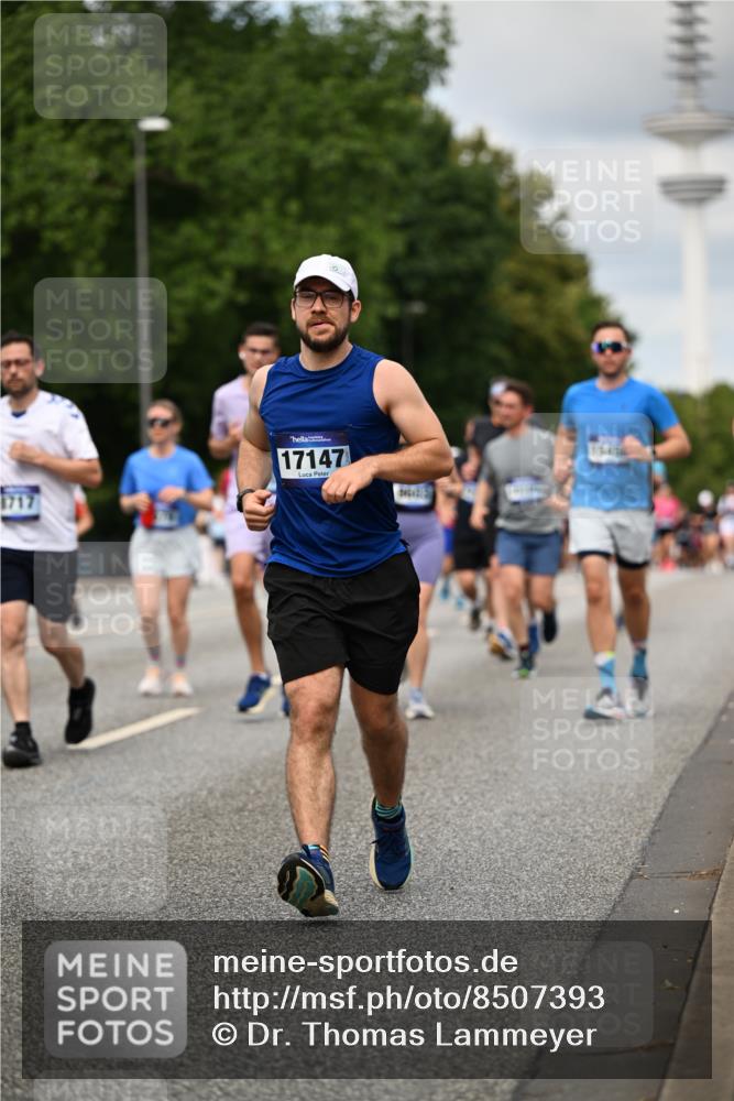 29.06.2025 - hella hamburg halbmarathon Dr. Thomas Lammeyer http://msf.ph/oto/8507393 29.06.2025 10:28:31 Kennedybrücke 1005, 1009, 1304, 1444, 1545, 2108, 2489, 2766, 3185, 3579, 4122, 4391, 4597, 4646, 4993, 5055, 5160, 5258, 5260, 5661, 7013, 8031, 8141, 8149, 8297, 8676, 8717, 9603, 9715, 11300, 11415 meine-sportfotos.de