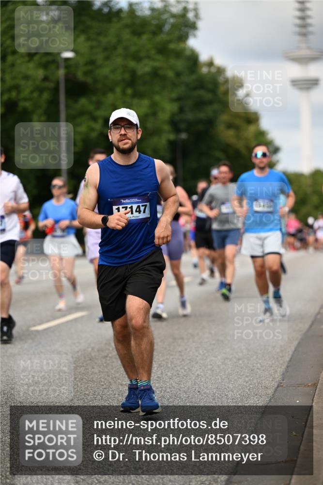29.06.2025 - hella hamburg halbmarathon Dr. Thomas Lammeyer http://msf.ph/oto/8507398 29.06.2025 10:28:32 Kennedybrücke 1005, 1009, 1304, 1444, 1545, 2108, 2489, 2766, 3185, 3579, 4122, 4391, 4597, 4646, 4993, 5055, 5160, 5258, 5260, 5661, 5954, 7013, 8031, 8141, 8149, 8297, 8676, 8717, 8918, 8920, 9603, 9715, 11300, 11415 meine-sportfotos.de