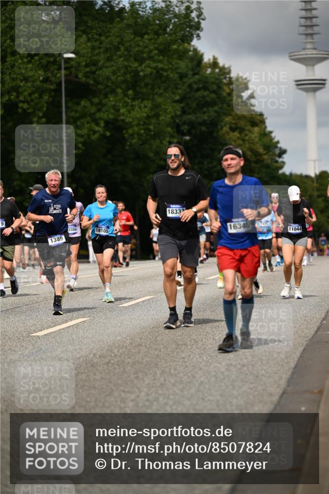 29.06.2025 - hella hamburg halbmarathon Dr. Thomas Lammeyer http://msf.ph/oto/8507824 29.06.2025 10:28:56 Kennedybrücke 1389, 1395, 2477, 2944, 3421, 4162, 4646, 4719, 5039, 5258, 5260, 5358, 5954, 6524, 6526, 7426, 7528, 7920, 7975, 8167, 8187, 8502, 8918, 8920, 9063, 10907, 11044, 11347 meine-sportfotos.de