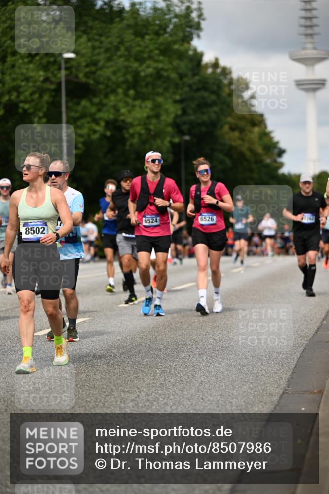 29.06.2025 - hella hamburg halbmarathon Dr. Thomas Lammeyer http://msf.ph/oto/8507986 29.06.2025 10:29:06 Kennedybrücke 1389, 1395, 2132, 2249, 2280, 2477, 2944, 3343, 3421, 3786, 4221, 4624, 4719, 5138, 5358, 5829, 5830, 6524, 6526, 7528, 7920, 7975, 8167, 8502, 9063, 10907, 11044, 11306, 11347 meine-sportfotos.de