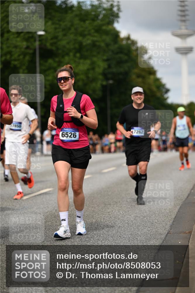 29.06.2025 - hella hamburg halbmarathon Dr. Thomas Lammeyer http://msf.ph/oto/8508053 29.06.2025 10:29:10 Kennedybrücke 1352, 1389, 1395, 2132, 2249, 2280, 2477, 2944, 3343, 3421, 3786, 4221, 4624, 4719, 5138, 5358, 5829, 5830, 6524, 6526, 7528, 7975, 8167, 8502, 9063, 10907, 11044, 11306, 11347 meine-sportfotos.de