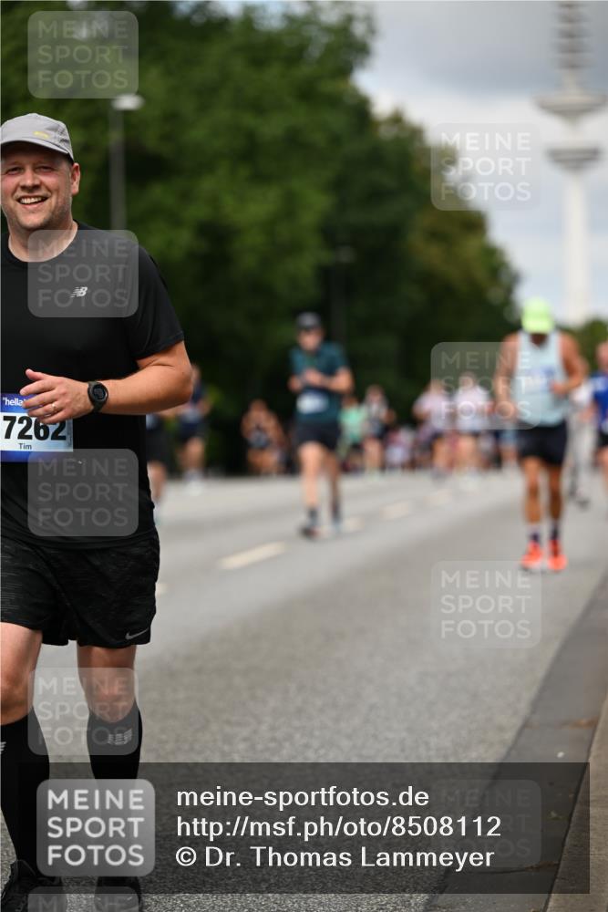 29.06.2025 - hella hamburg halbmarathon Dr. Thomas Lammeyer http://msf.ph/oto/8508112 29.06.2025 10:29:13 Kennedybrücke 1352, 1389, 1395, 2132, 2249, 2280, 2477, 2944, 3343, 3421, 3786, 4221, 4624, 4719, 5138, 5358, 5829, 5830, 6261, 6524, 6526, 7528, 7975, 8167, 8502, 9063, 10907, 11044, 11306, 11347 meine-sportfotos.de