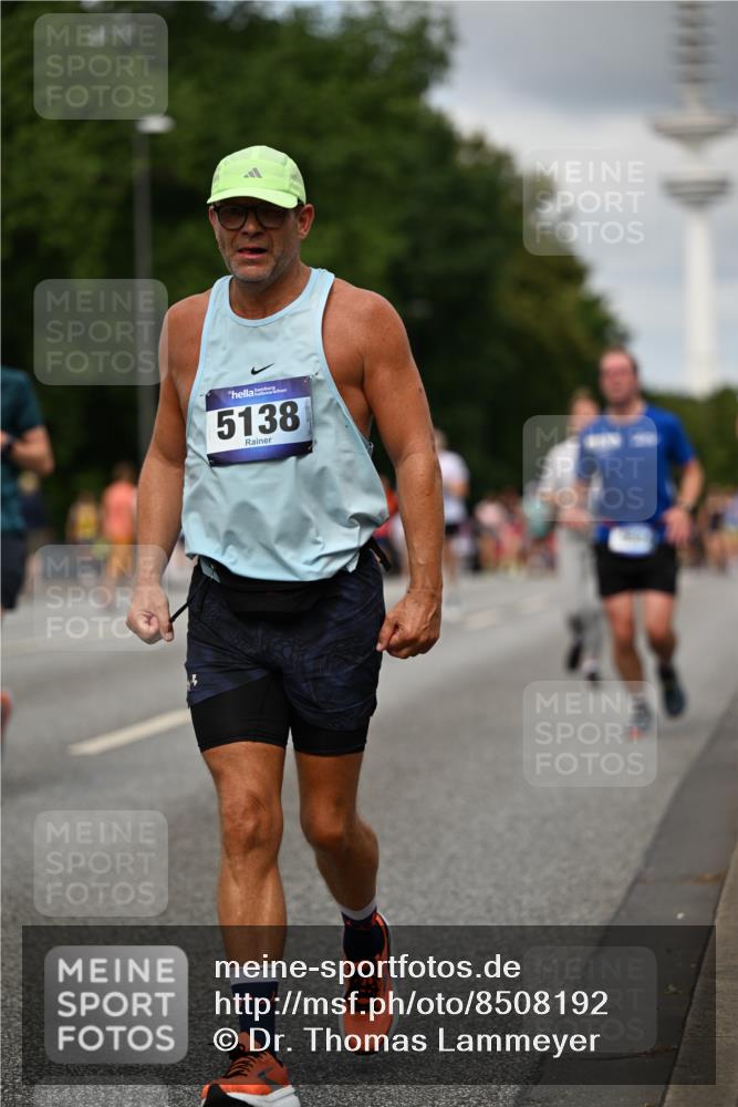 29.06.2025 - hella hamburg halbmarathon Dr. Thomas Lammeyer http://msf.ph/oto/8508192 29.06.2025 10:29:18 Kennedybrücke 1352, 1395, 2132, 2249, 2280, 2477, 2944, 3132, 3343, 3421, 3786, 4221, 4624, 5138, 5829, 5830, 6261, 6524, 6526, 7528, 7975, 8167, 8502, 9063, 11306, 11347 meine-sportfotos.de