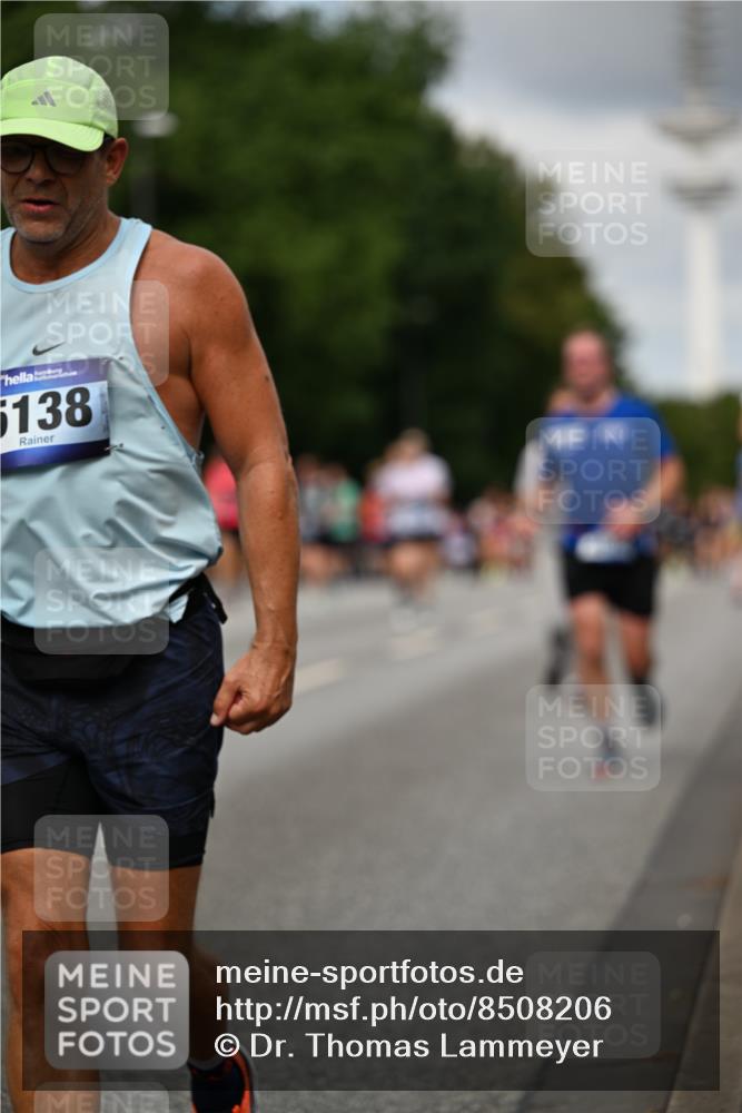 29.06.2025 - hella hamburg halbmarathon Dr. Thomas Lammeyer http://msf.ph/oto/8508206 29.06.2025 10:29:19 Kennedybrücke 1352, 1395, 2132, 2249, 2280, 2477, 3132, 3343, 3421, 3786, 4221, 4624, 5138, 5829, 5830, 6261, 6524, 6526, 7528, 7975, 8167, 8502, 9063, 11306, 11347 meine-sportfotos.de