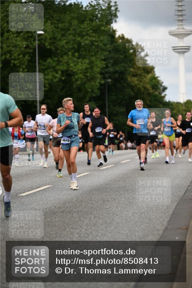 29.06.2025 - hella hamburg halbmarathon Dr. Thomas Lammeyer http://msf.ph/oto/8508413 29.06.2025 10:29:39 Kennedybrücke 1352, 1627, 2000, 3053, 3099, 3113, 3132, 3920, 4008, 4010, 4111, 4444, 4797, 5814, 6261, 7778, 8083, 8276, 8962, 9927, 11157 meine-sportfotos.de
