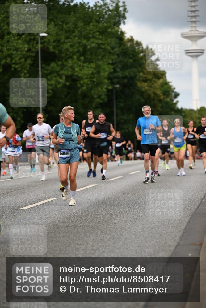 29.06.2025 - hella hamburg halbmarathon Dr. Thomas Lammeyer http://msf.ph/oto/8508417 29.06.2025 10:29:39 Kennedybrücke 1352, 1627, 2000, 3053, 3099, 3113, 3132, 3920, 4008, 4010, 4111, 4444, 4797, 5814, 6261, 7778, 8083, 8276, 8962, 9927, 11157 meine-sportfotos.de
