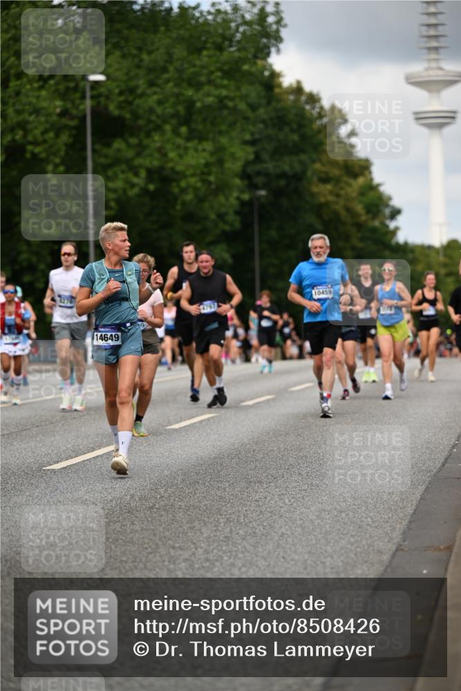29.06.2025 - hella hamburg halbmarathon Dr. Thomas Lammeyer http://msf.ph/oto/8508426 29.06.2025 10:29:40 Kennedybrücke 1352, 1627, 2000, 3053, 3099, 3113, 3132, 3920, 4008, 4010, 4111, 4444, 4797, 5814, 6261, 7778, 8083, 8276, 8962, 9927, 11157 meine-sportfotos.de