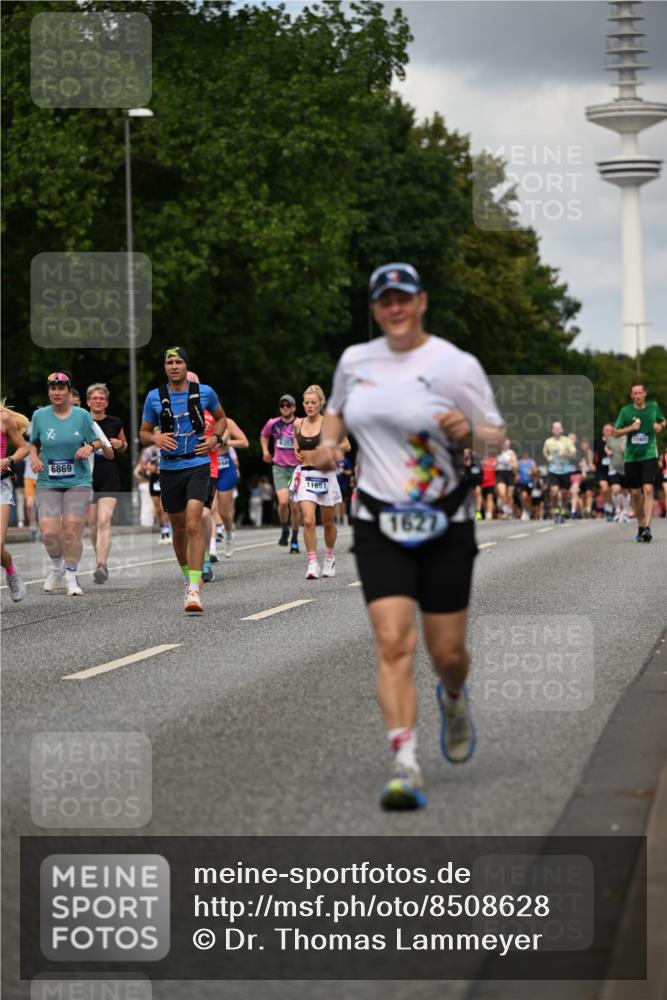 29.06.2025 - hella hamburg halbmarathon Dr. Thomas Lammeyer http://msf.ph/oto/8508628 29.06.2025 10:29:56 Kennedybrücke 1093, 1305, 1627, 1740, 2000, 2278, 3053, 3099, 3113, 3920, 3961, 3963, 4444, 4797, 5814, 6869, 7778, 8276, 8357, 8962, 11157, 11400 meine-sportfotos.de