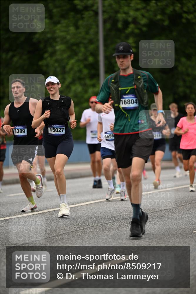 29.06.2025 - hella hamburg halbmarathon Dr. Thomas Lammeyer http://msf.ph/oto/8509217 29.06.2025 10:31:26 Kennedybrücke 1481, 2045, 2643, 3389, 4507, 4509, 5177, 5495, 6214, 7314, 7978, 8085, 9688, 10077, 10158, 10205 meine-sportfotos.de