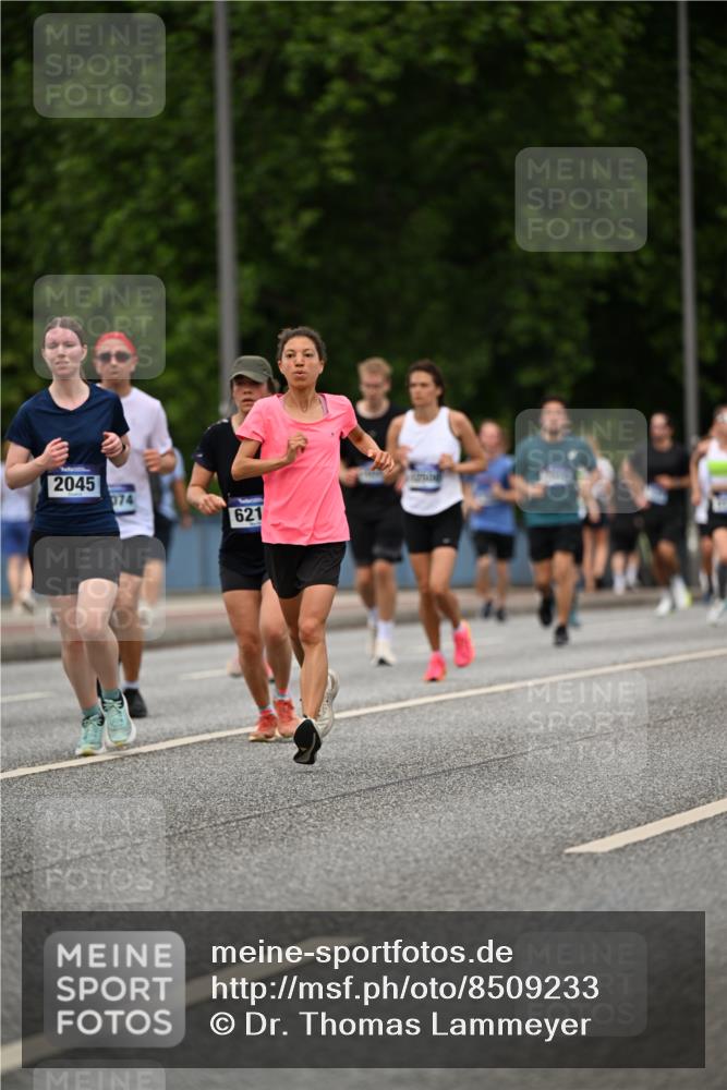 29.06.2025 - hella hamburg halbmarathon Dr. Thomas Lammeyer http://msf.ph/oto/8509233 29.06.2025 10:31:28 Kennedybrücke 1481, 2045, 2643, 3389, 4507, 4509, 5177, 5495, 6214, 7314, 7978, 8085, 9688, 10077, 10158, 10205 meine-sportfotos.de
