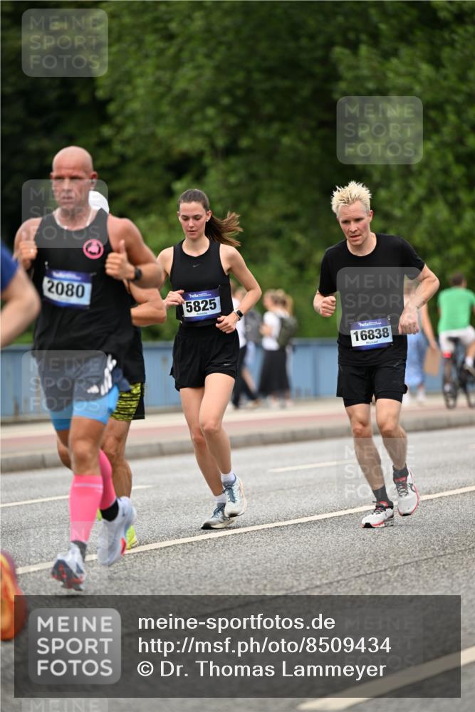 29.06.2025 - hella hamburg halbmarathon Dr. Thomas Lammeyer http://msf.ph/oto/8509434 29.06.2025 10:31:50 Kennedybrücke 1148, 1793, 2080, 2643, 4372, 5369, 5495, 5825, 7234, 7314, 7944, 7978, 8085, 8215, 8327, 9567, 10205 meine-sportfotos.de
